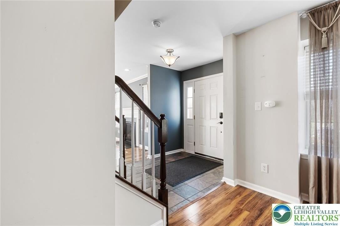 Saratoga Lane - Photo 3 of 30