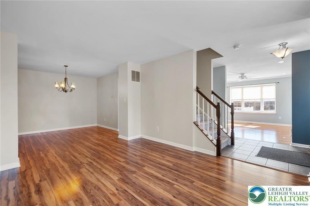 Saratoga Lane - Photo 4 of 30