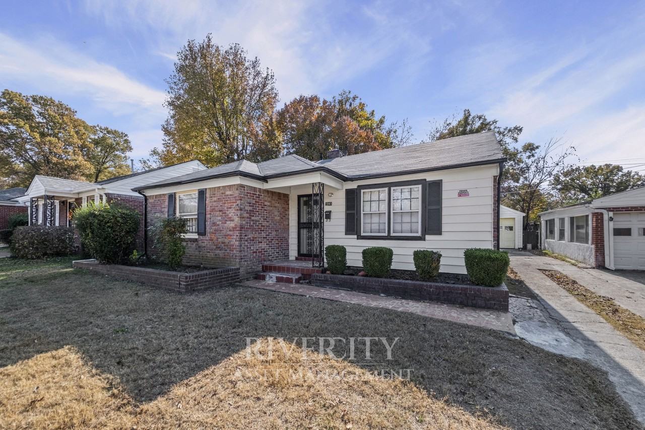 1941 Quinn Ave #1 - Photo 3 of 19