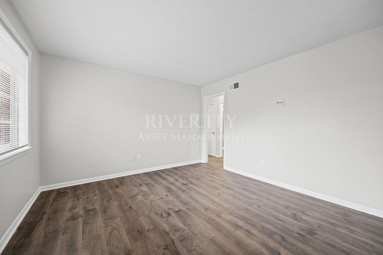 2272 Arlene Ave #1 - Photo 5 of 15