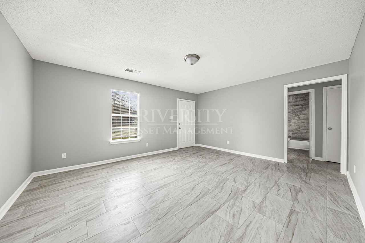2516 Wellons Ave #1 - Photo 6 of 15