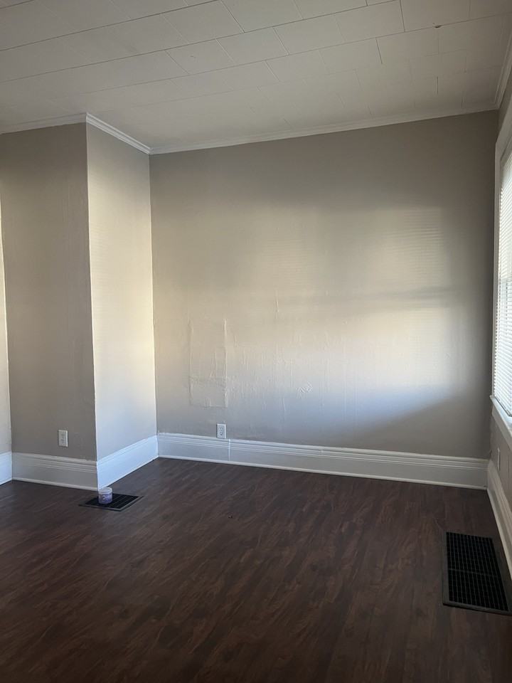 367 Hawley St #1 - Photo 4 of 49