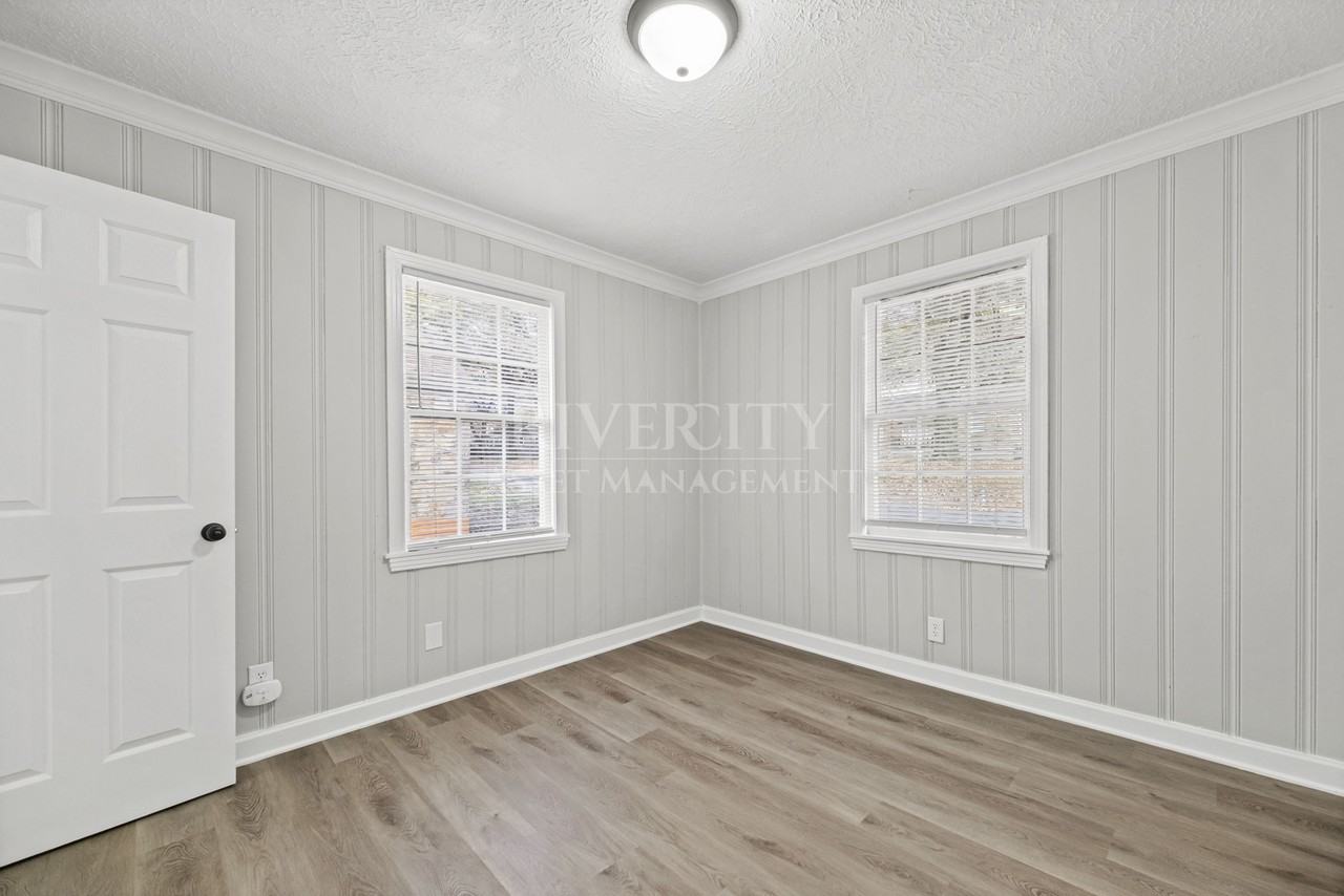 3115 Signal St #1 - Photo 5 of 18