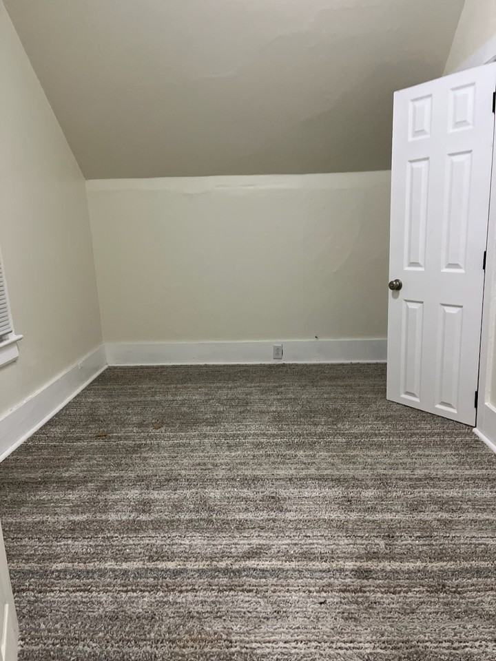 104 Lake St #1 - Photo 2 of 17