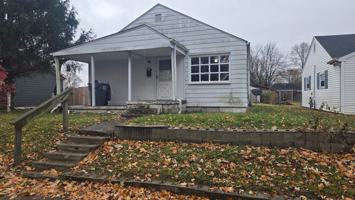 featured image of 415 East 35th Street #1