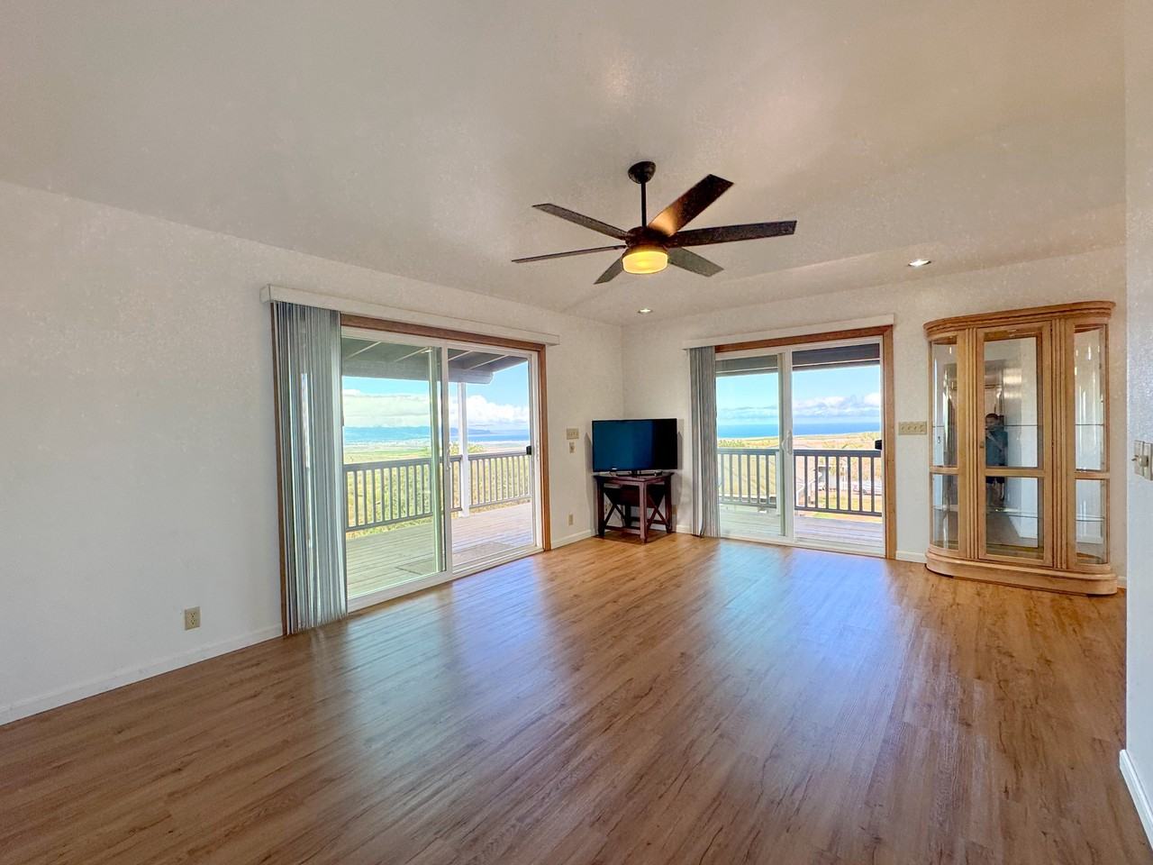 195 Inia Place #1 - Photo 7 of 27