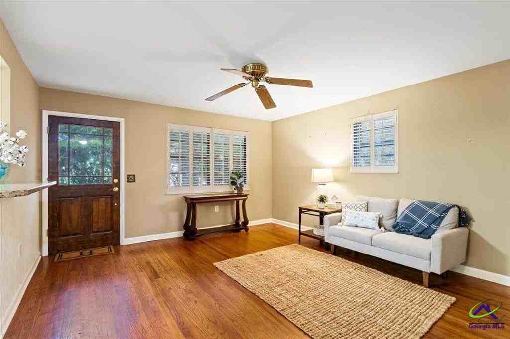 201 Marvin Blvd #1 - Photo 6 of 13