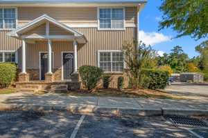 featured image of 1913 Bloomington Avenue #1