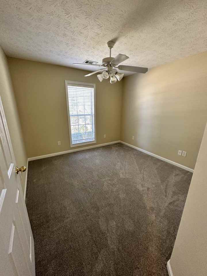 2162 Jefferson St #1 - Photo 7 of 12