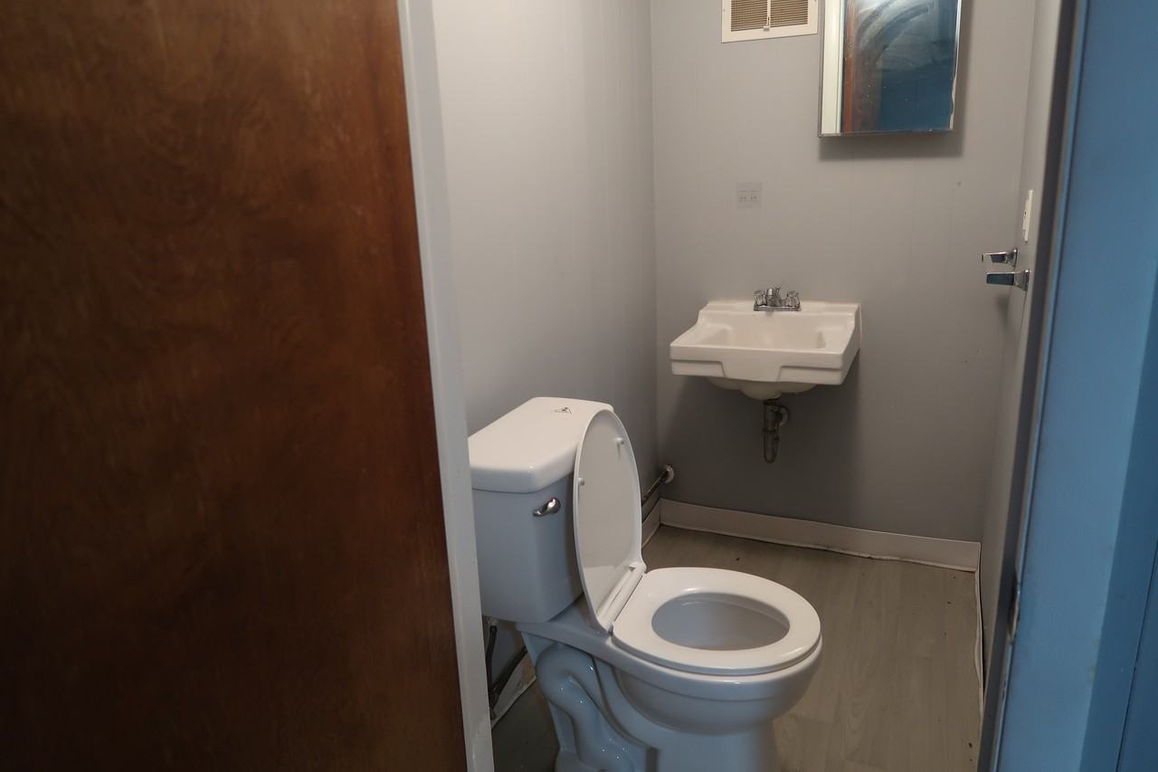 7259 Periwinkle Avenue Southeast #7259 - Photo 7 of 10