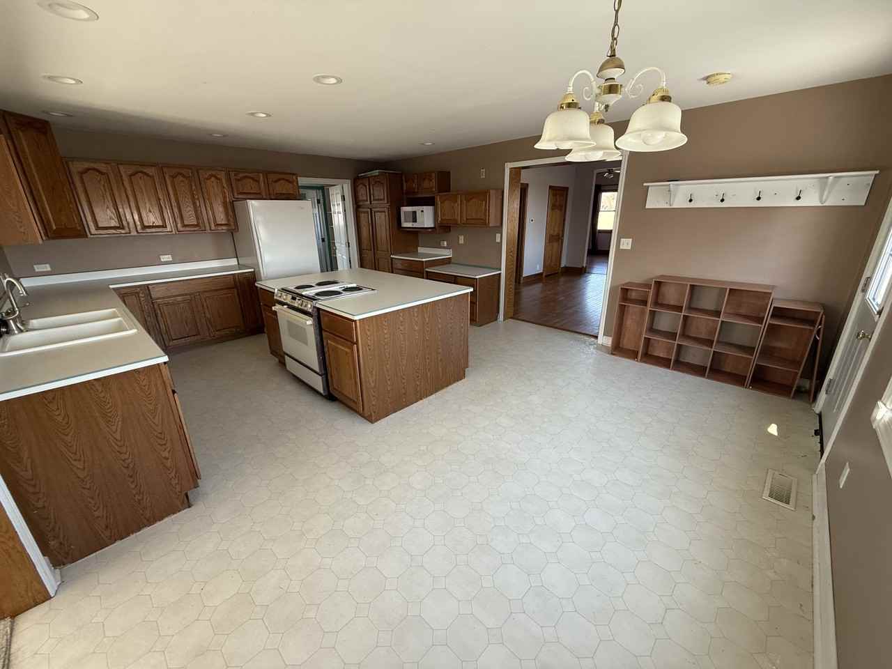 595 East 500 South #1 - Photo 5 of 20