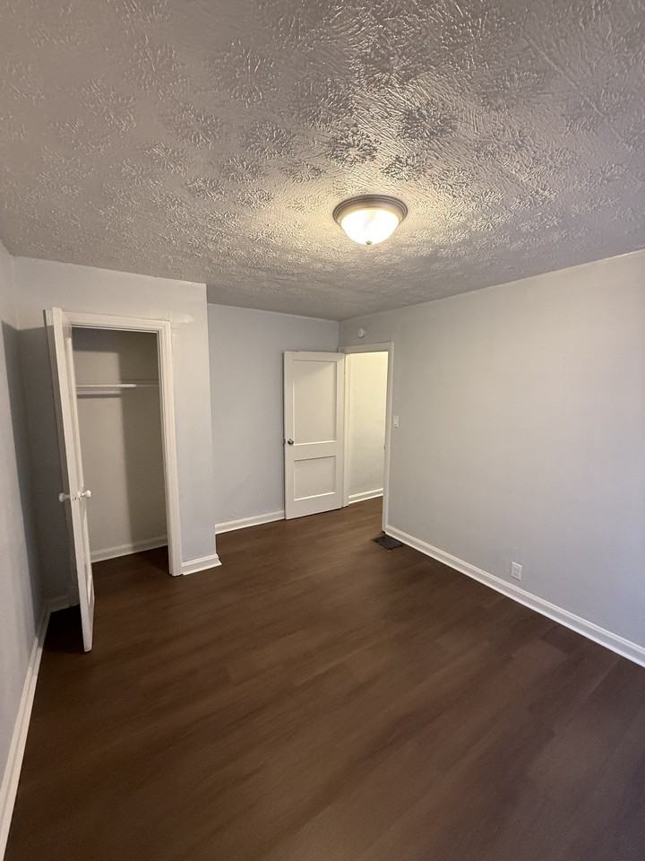 3444 North Parker Avenue #1 - Photo 6 of 8