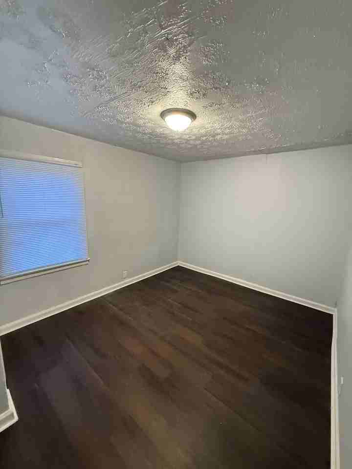 3446 North Parker Avenue #1 - Photo 6 of 7