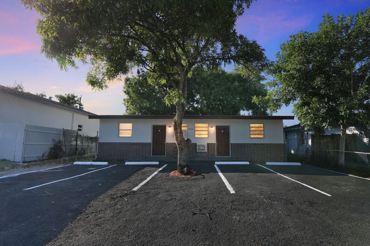 2734 Northwest 15th Street #1 - Photo 2 of 10