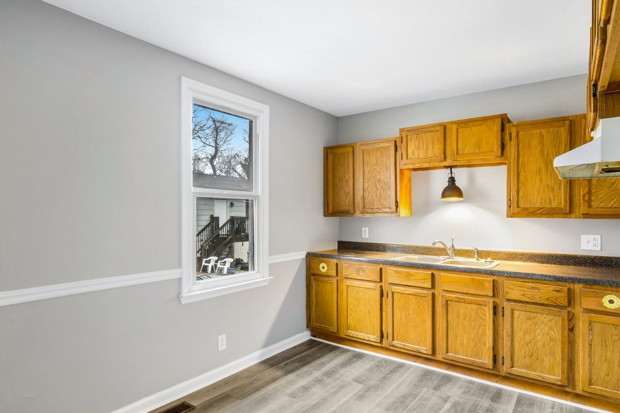 838 Circle Drive #A - Photo 7 of 12