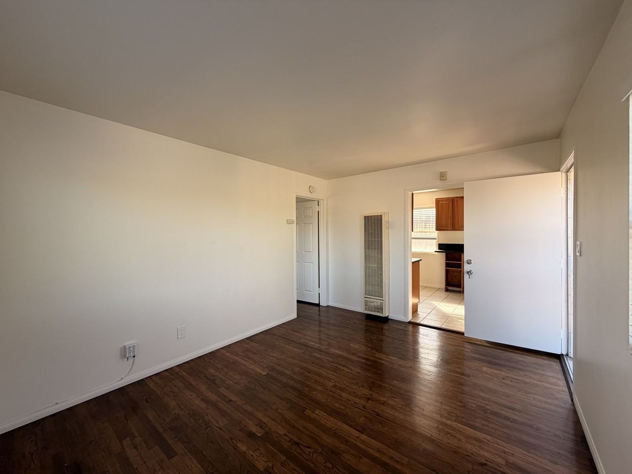 638 M Ave #638 - Photo 7 of 36