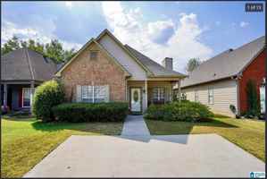 featured image of 974 Savannah Ln #1