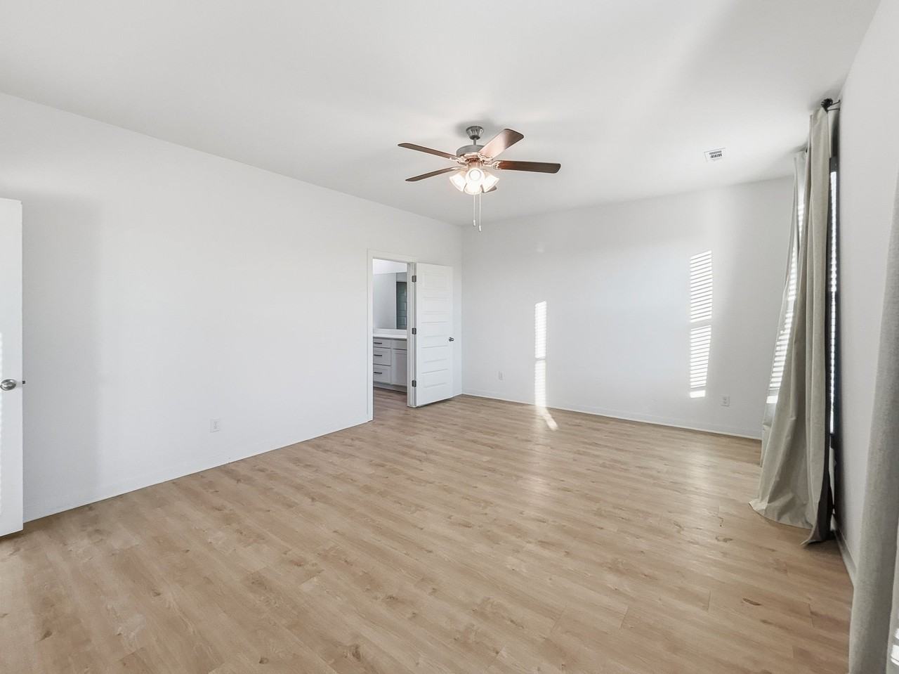 4011 Aryana Ave #1 - Photo 3 of 22