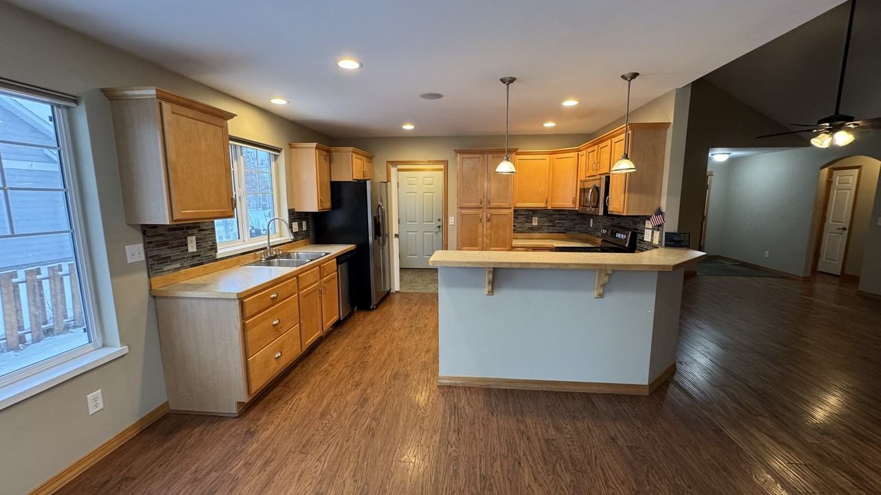 3003 Oliver St #1 - Photo 2 of 31
