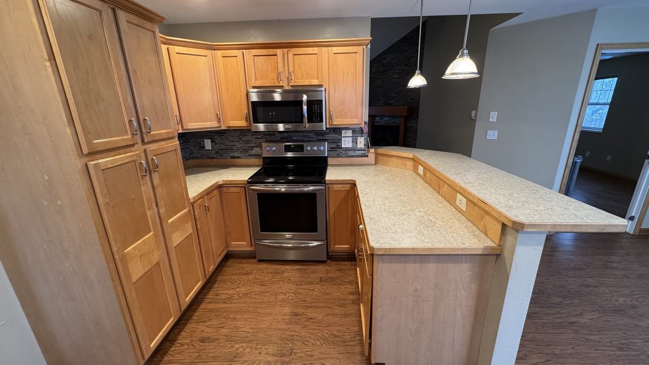 3003 Oliver St #1 - Photo 3 of 31