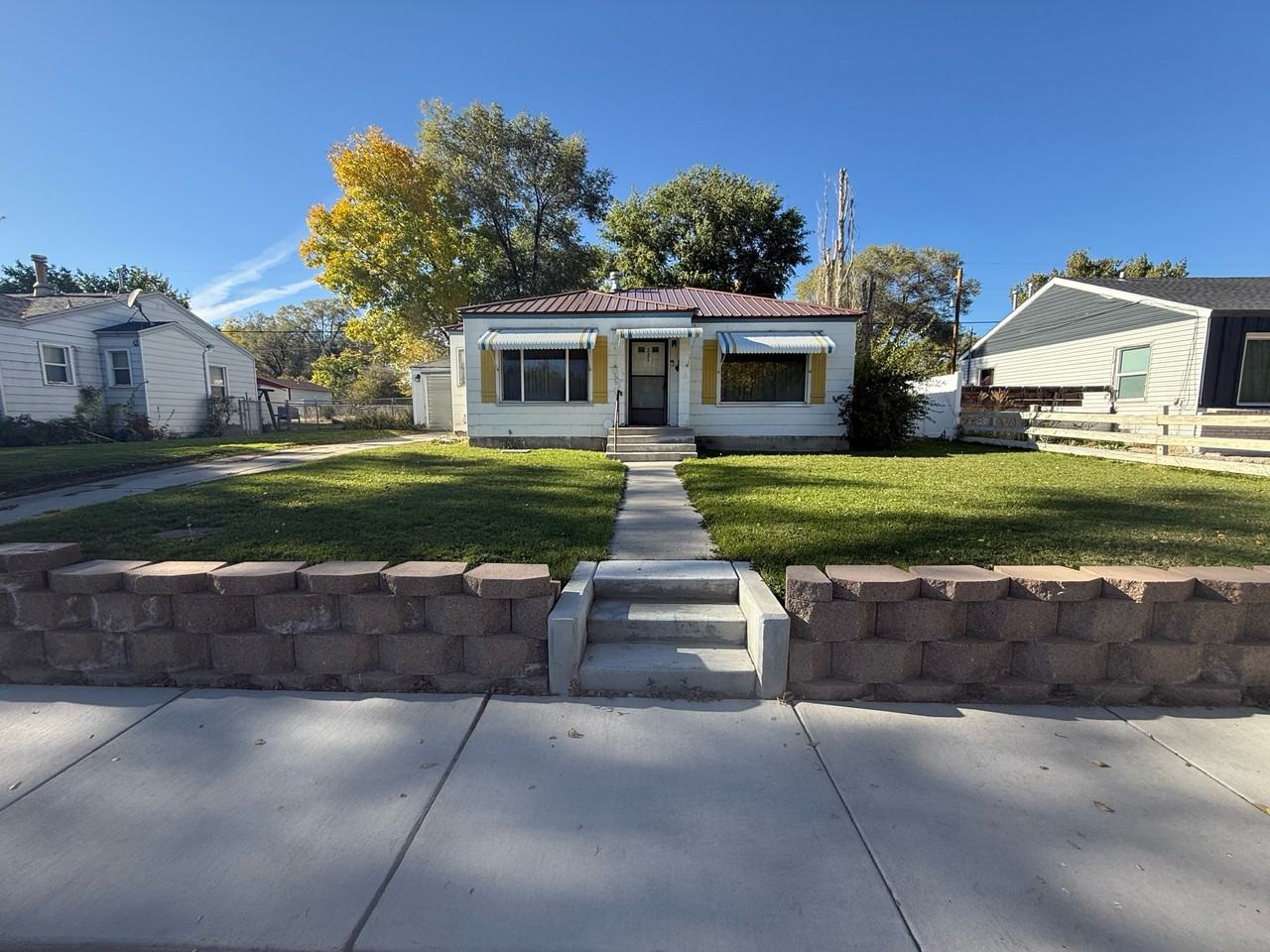 222 West Cedar Street - Photo 2 of 18