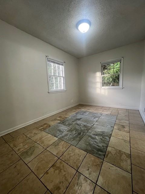 3102 Azalea Dr #B - Photo 7 of 11