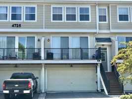 featured image of 4725 Victor Path #8