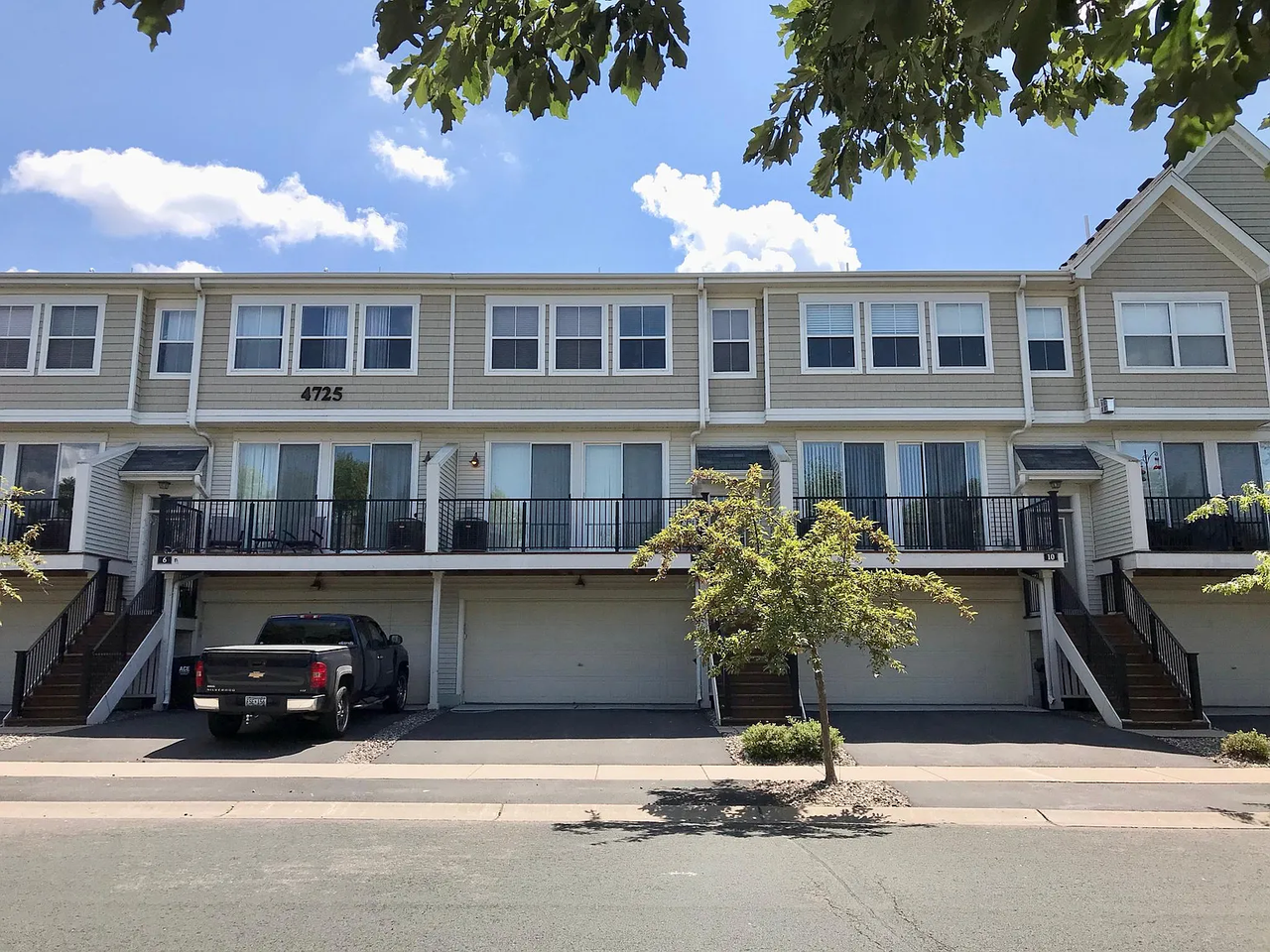 4725 Victor Path #8 - Photo 2 of 22