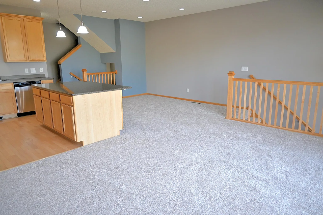 4725 Victor Path #8 - Photo 4 of 22