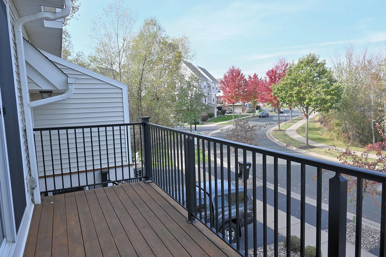 4725 Victor Path #8 - Photo 6 of 22