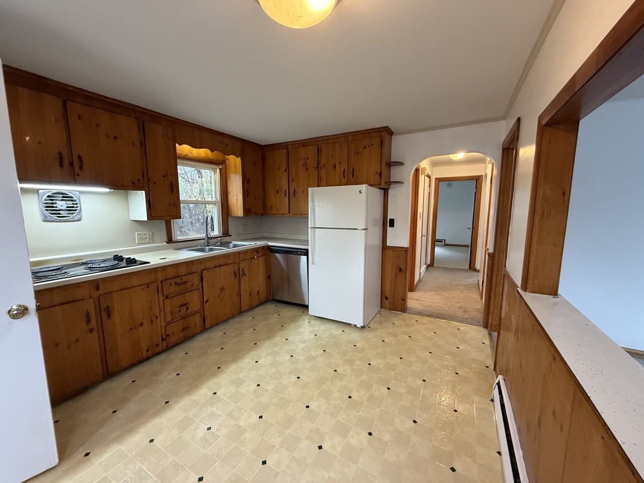 63 Vera St #1 - Photo 2 of 16