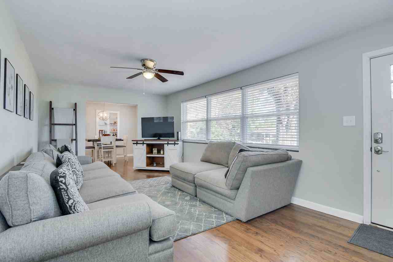 2426 Brentwood Place #1 - Photo 3 of 45