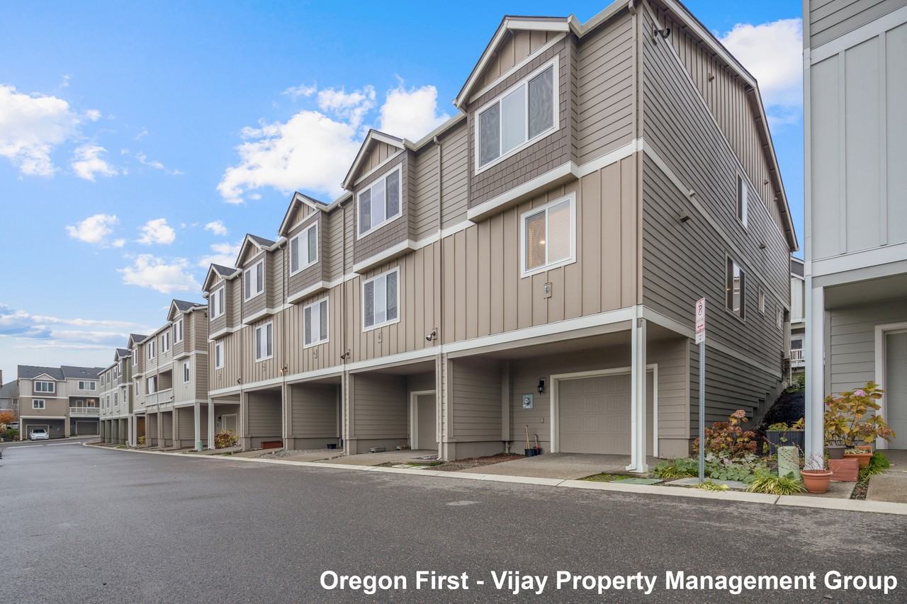 15548 Northwest Linder Street #1 - Photo 4 of 32