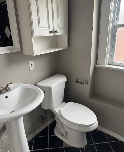 1105 Pennsylvania Avenue #1 - Photo 6 of 9