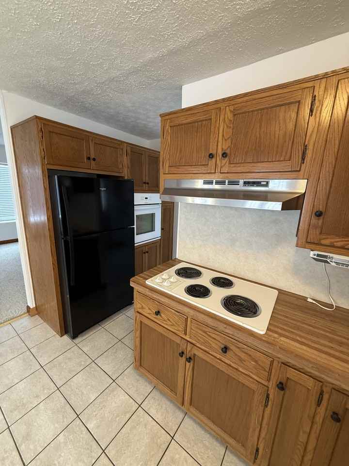 1718 Syracuse Drive #1 - Photo 3 of 12