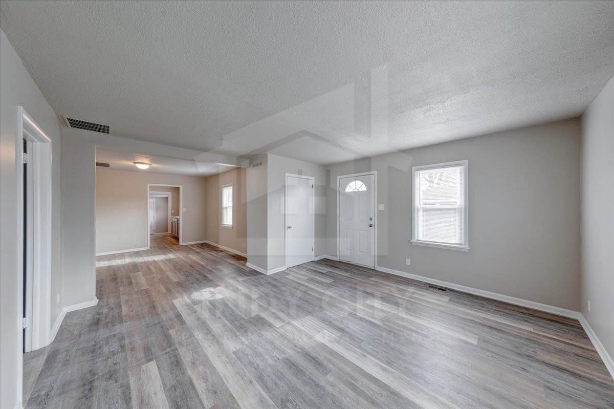 1625 North Berwick Avenue #1 - Photo 3 of 23