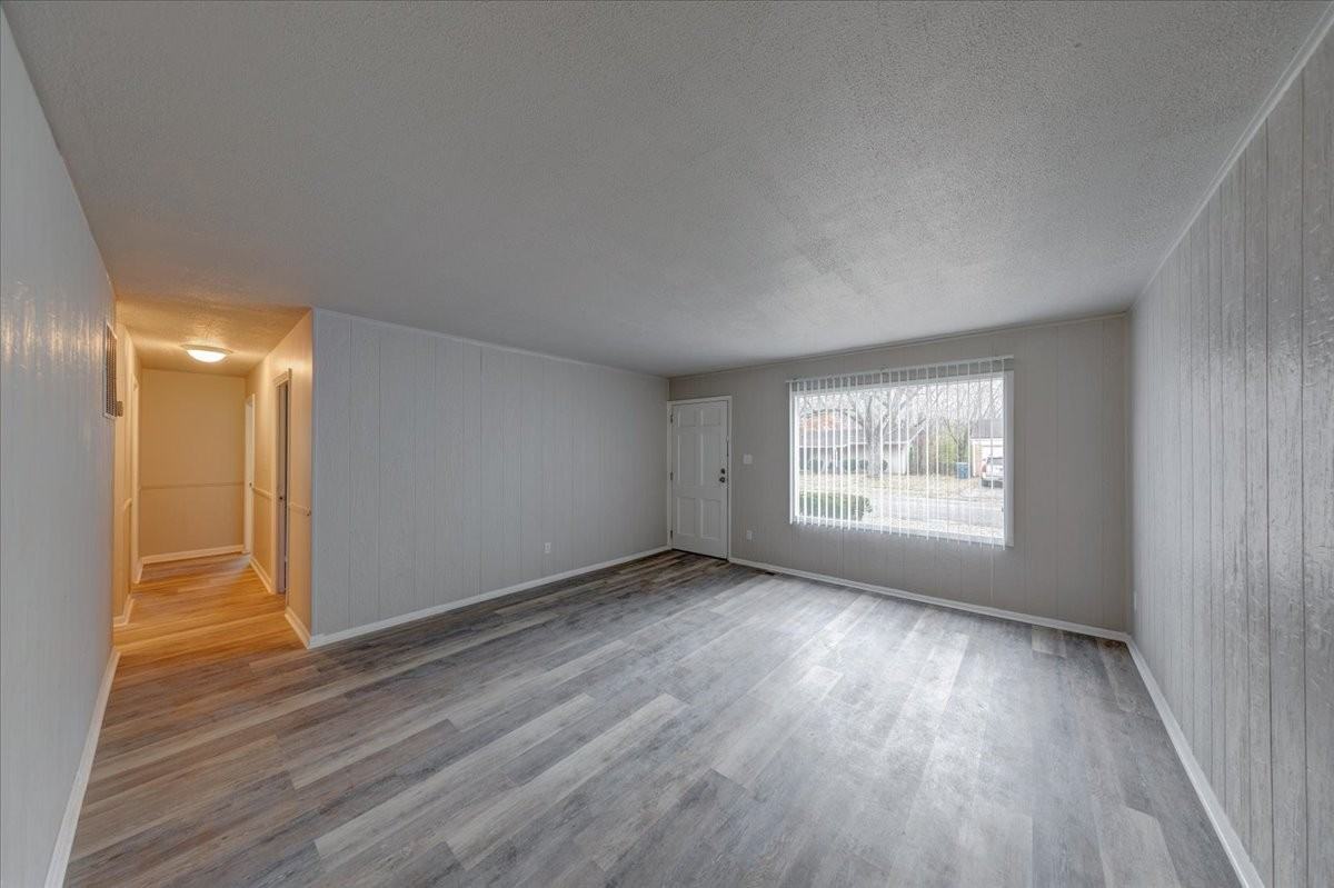 7614 East 34th Street #1 - Photo 5 of 20