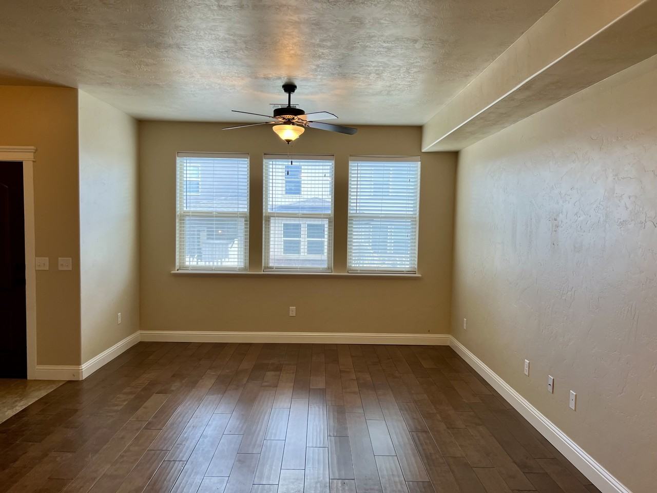 3609 Autumn Colors Dr #TH - Photo 7 of 26