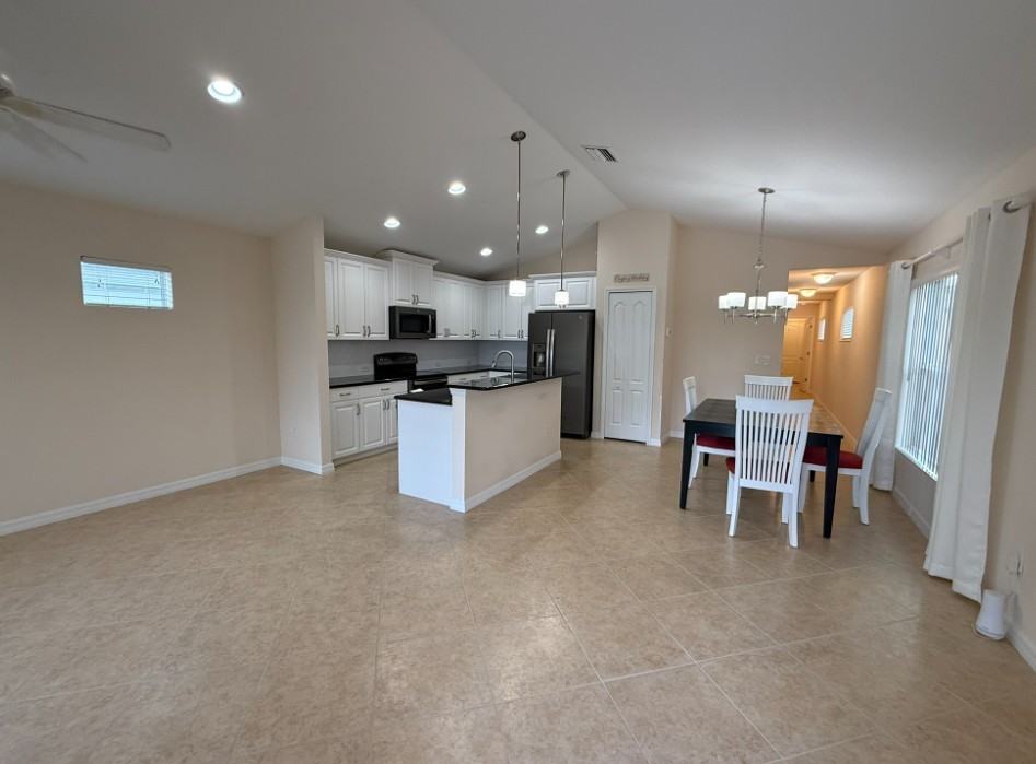 4015 Cottage Hill Ave #1 - Photo 3 of 28