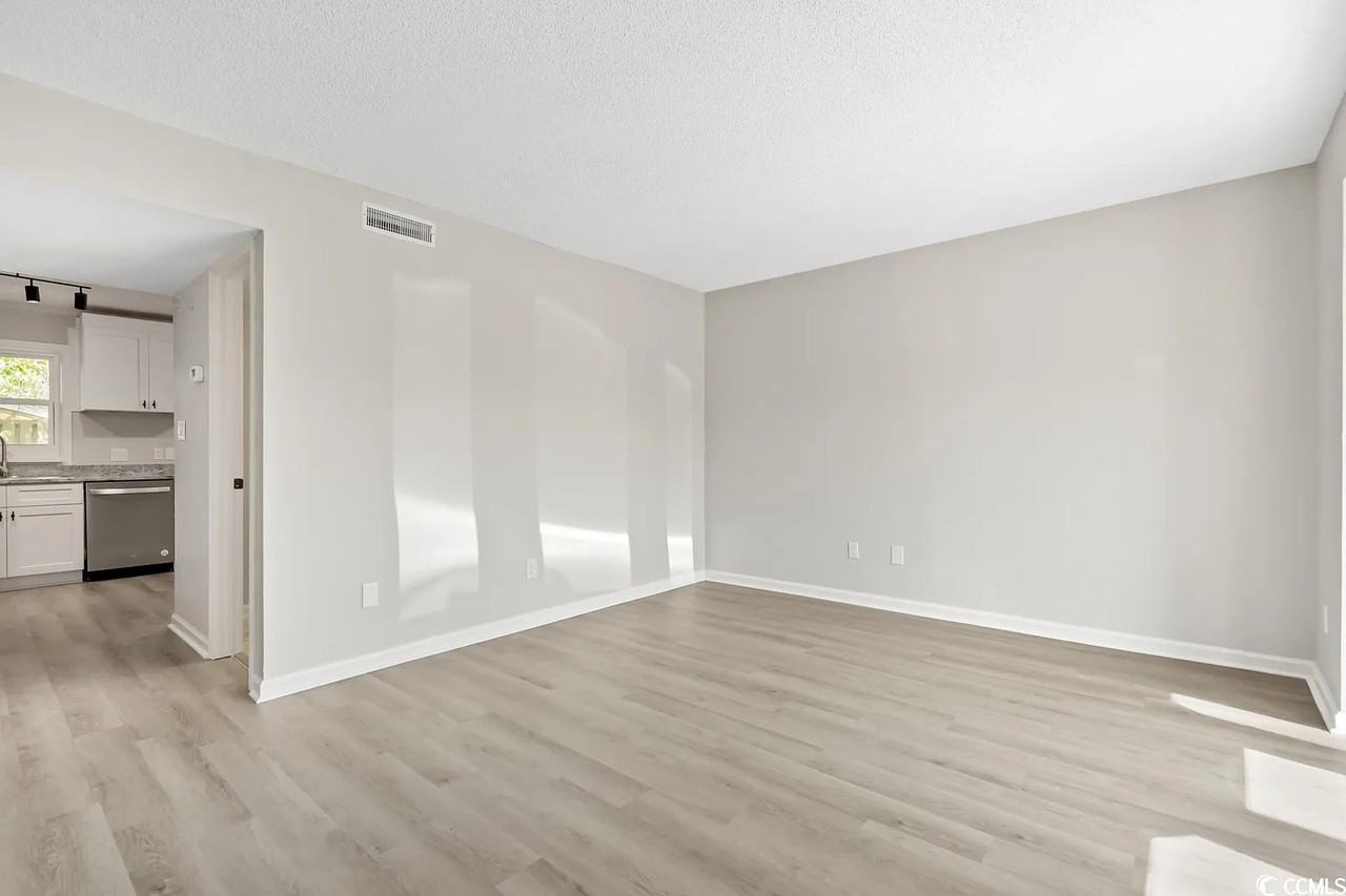 708 65th Avenue North #C - Photo 6 of 8