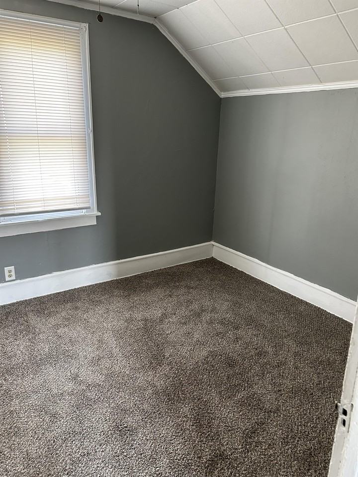 502 Amherst Avenue #1 - Photo 5 of 11