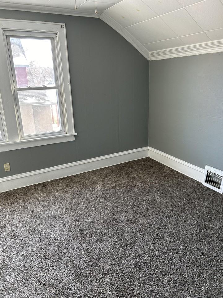 502 Amherst Avenue #1 - Photo 6 of 11