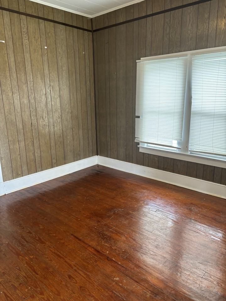 208 Surrey Street #1 - Photo 2 of 7