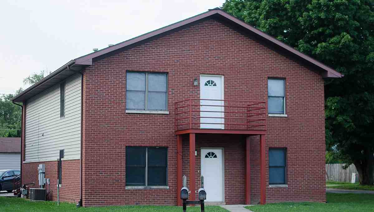 1816 West Bethel Avenue #1 - Photo 2 of 10