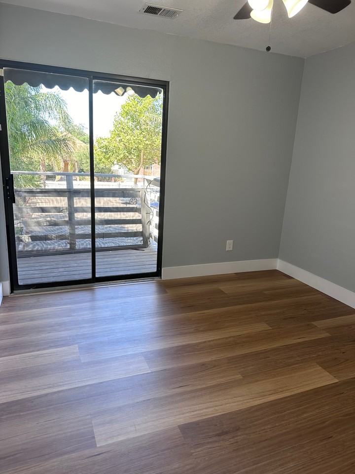 34 W 7th St #G - Photo 7 of 17