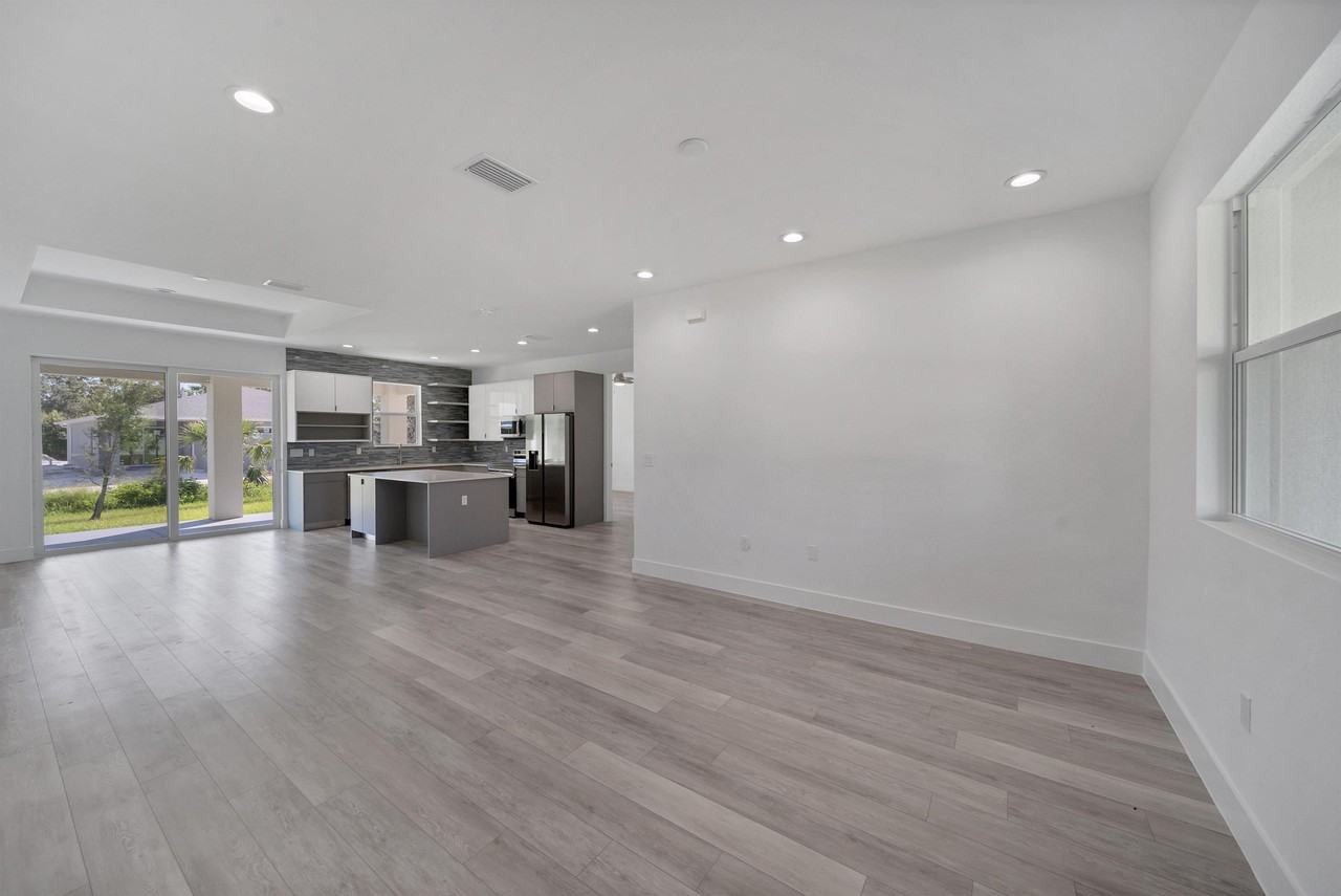 5298 Lawton Avenue #1 - Photo 4 of 10