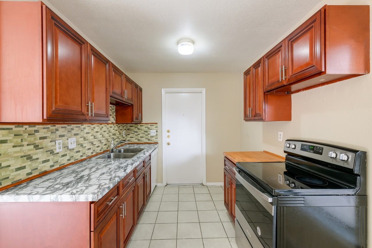 9726 Hidden Cross #1 - Photo 4 of 9