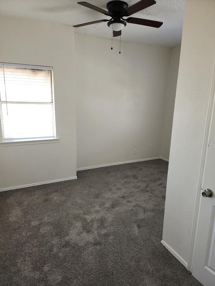 Parkway Ave #101 - Photo 3 of 14