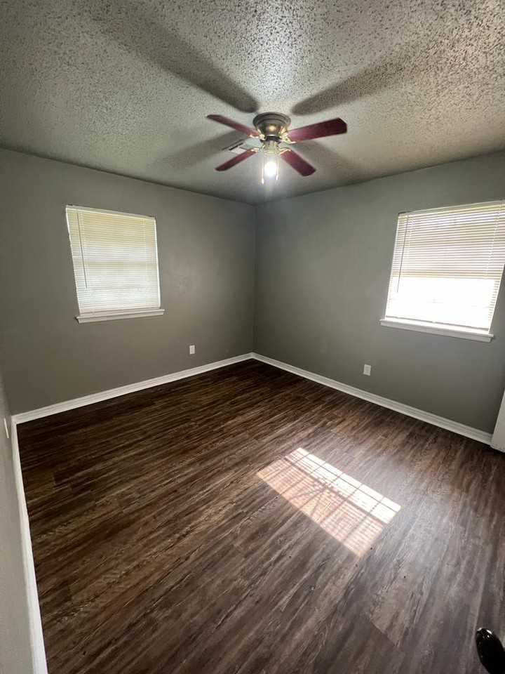 2529 North Kate Avenue #1 - Photo 4 of 9