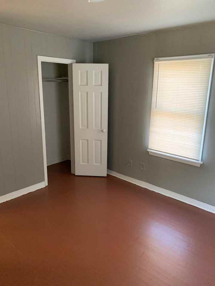 1240 Windemere Drive #1 - Photo 5 of 10